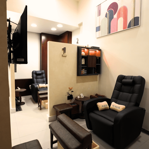 Hava Gents Salon men’s manicure and pedicure area in Dubai